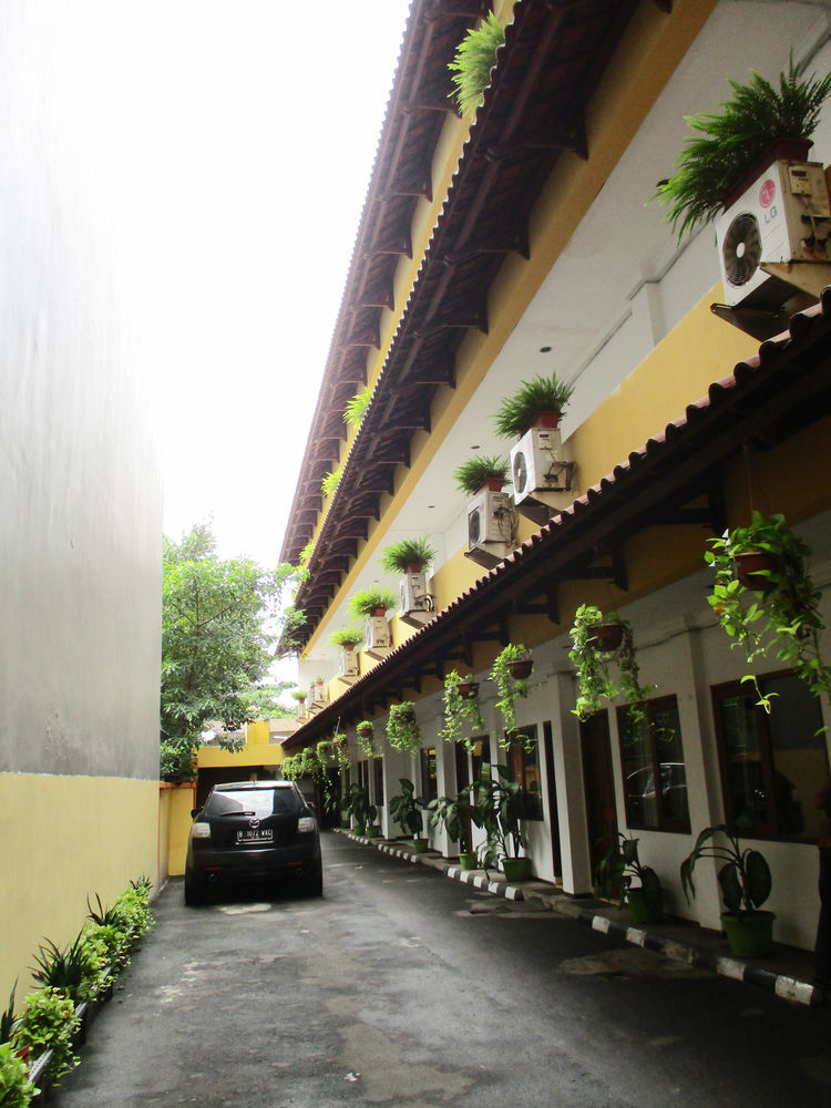 Hotel Maxim Kwitang Jakarta Exterior photo
