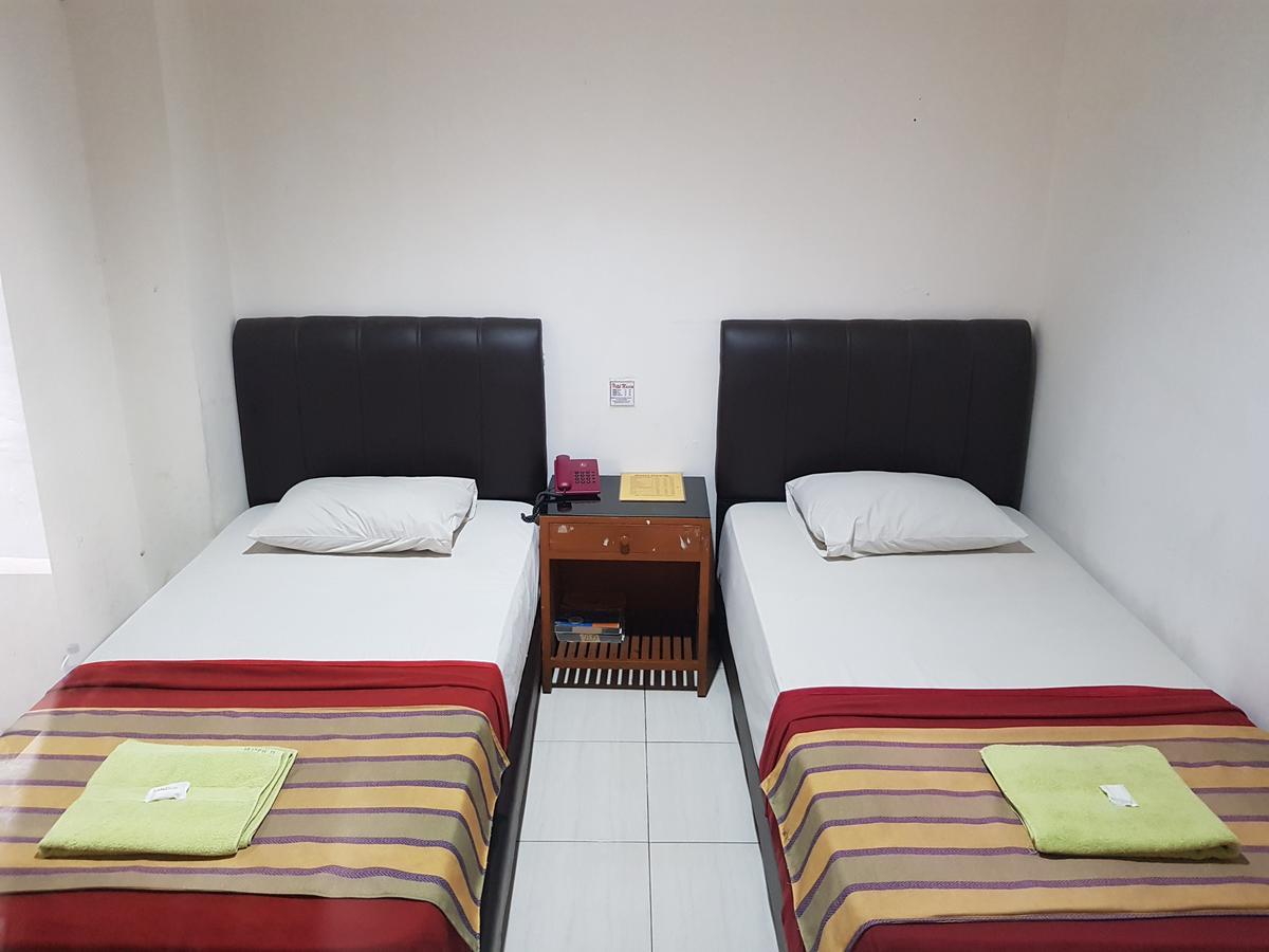 Hotel Maxim Kwitang Jakarta Exterior photo