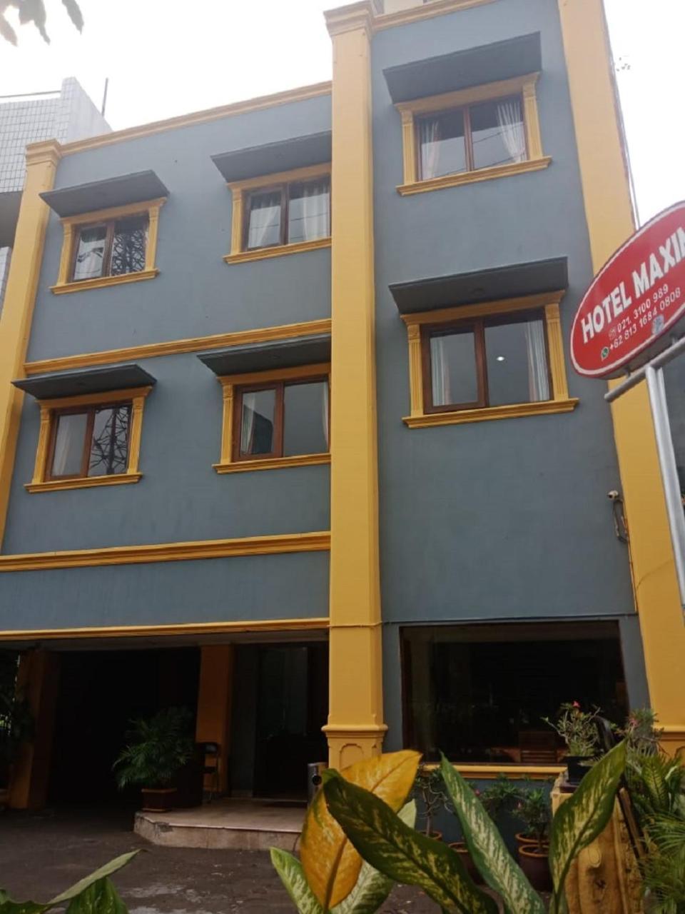 Hotel Maxim Kwitang Jakarta Exterior photo